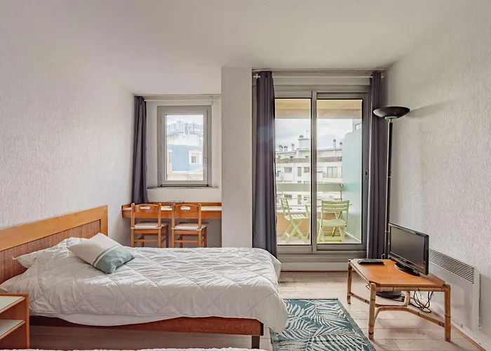 En Front De Avec Piscine A - Fr-1-3-418 アパート ビアリッツ